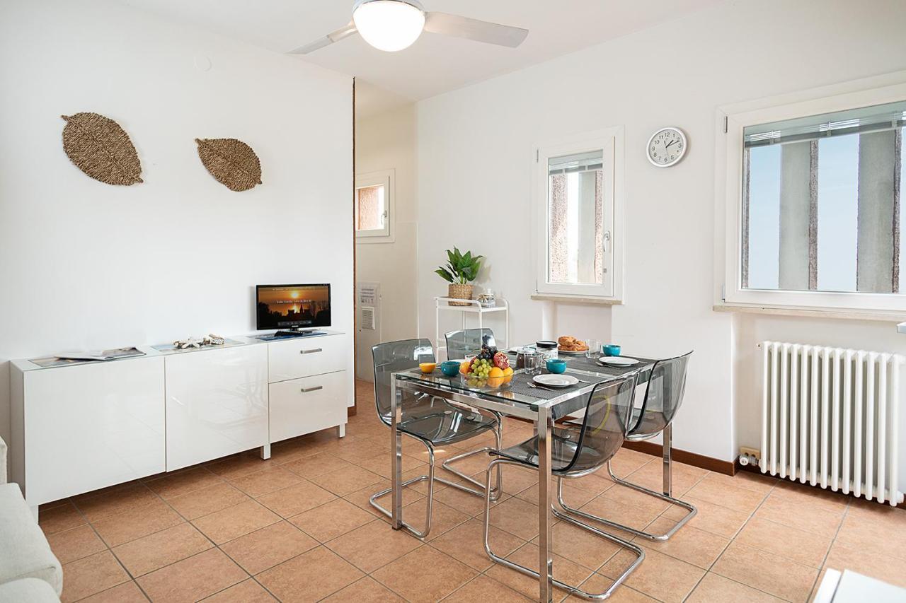 Apartments Blue View - Residence Casetto Bardolino - Regarda Travel Eksteriør bilde