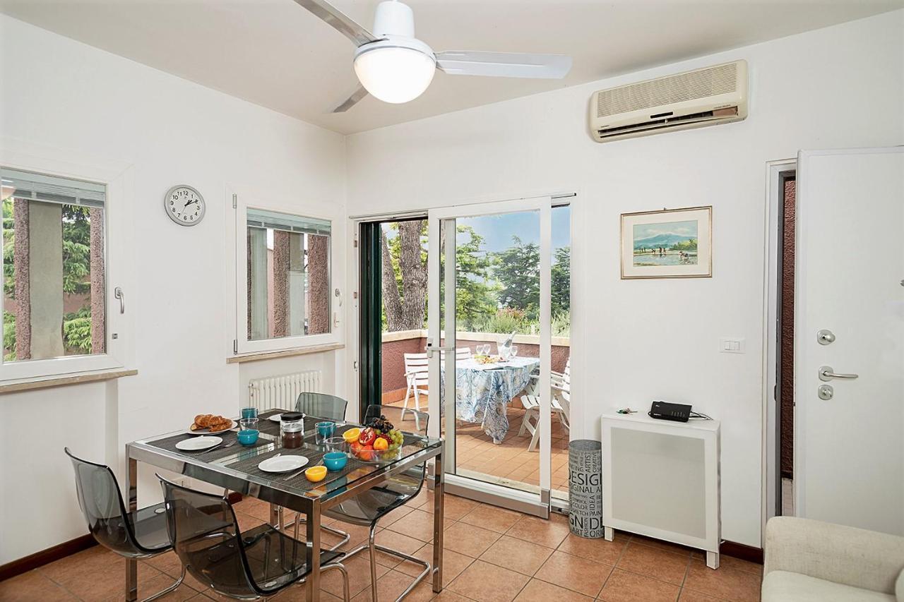 Apartments Blue View - Residence Casetto Bardolino - Regarda Travel Eksteriør bilde