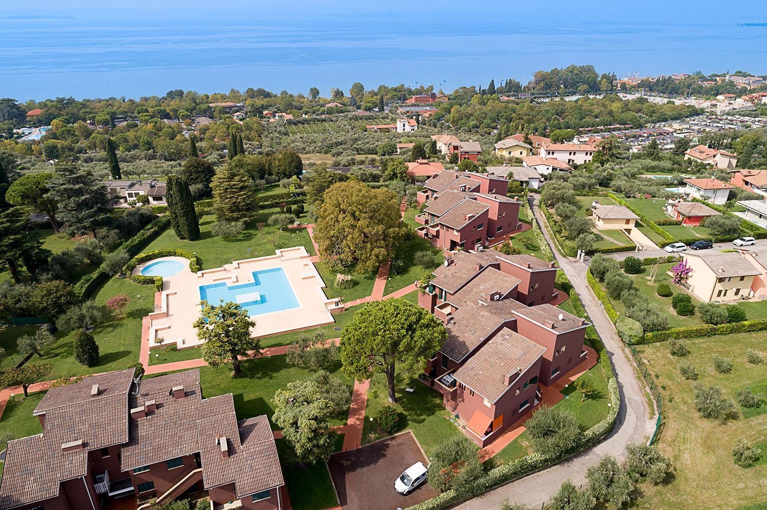 Apartments Blue View - Residence Casetto Bardolino - Regarda Travel Eksteriør bilde