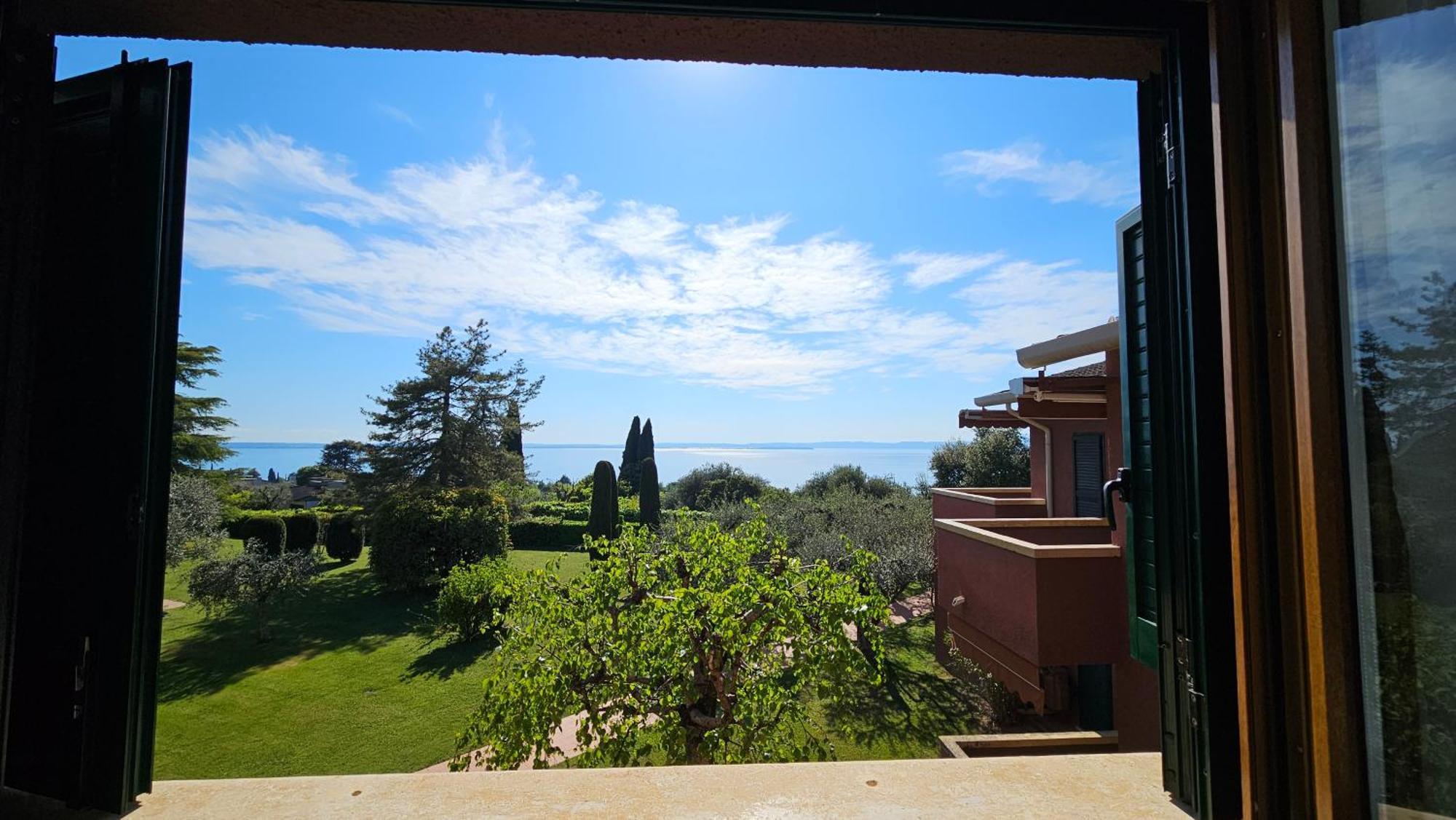 Apartments Blue View - Residence Casetto Bardolino - Regarda Travel Eksteriør bilde